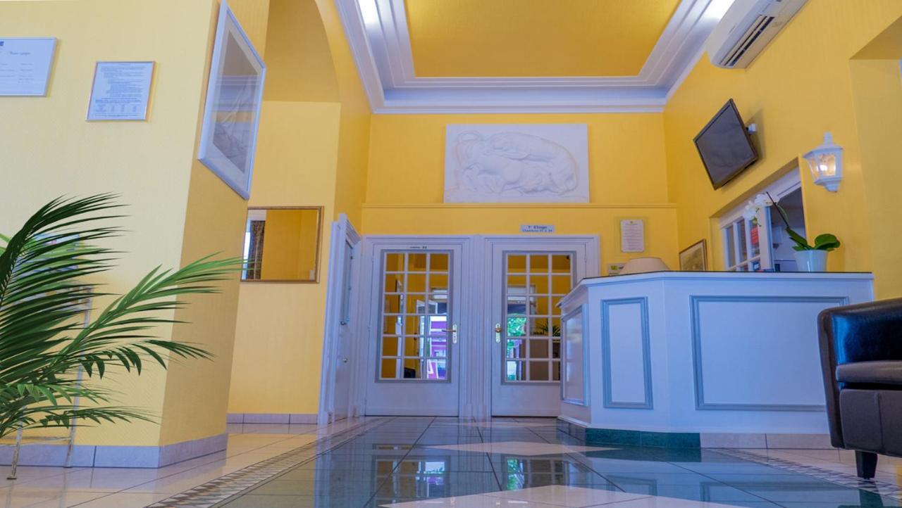 Hotel Berlioz Euroairport Basel - Mulhouse - Freiburg Saint-Louis (Haut-Rhin) Exterior foto