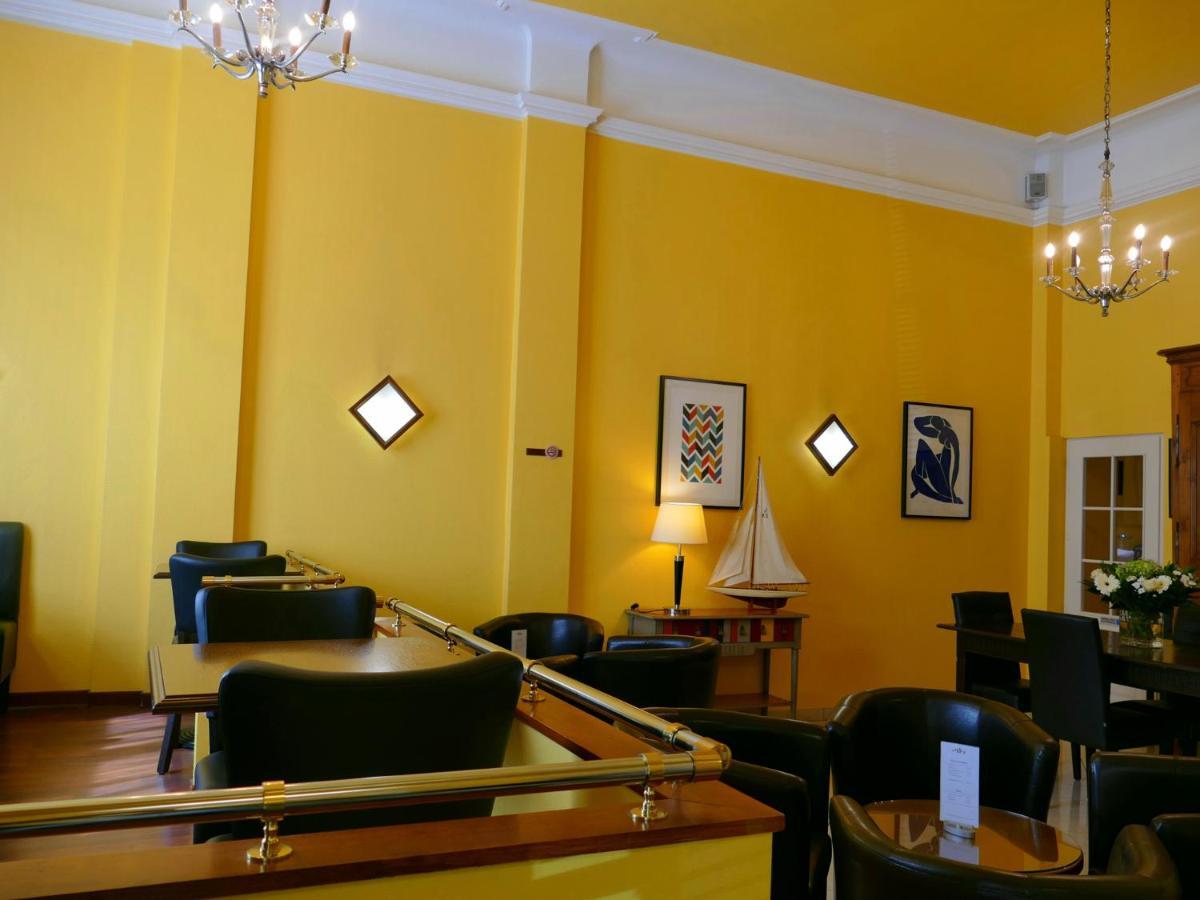Hotel Berlioz Euroairport Basel - Mulhouse - Freiburg Saint-Louis (Haut-Rhin) Exterior foto